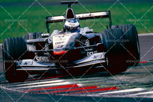 F1 2001 Mika Hakkinen - McLaren - 20010039
