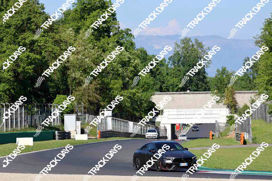 TD 250426 T10 - 026
