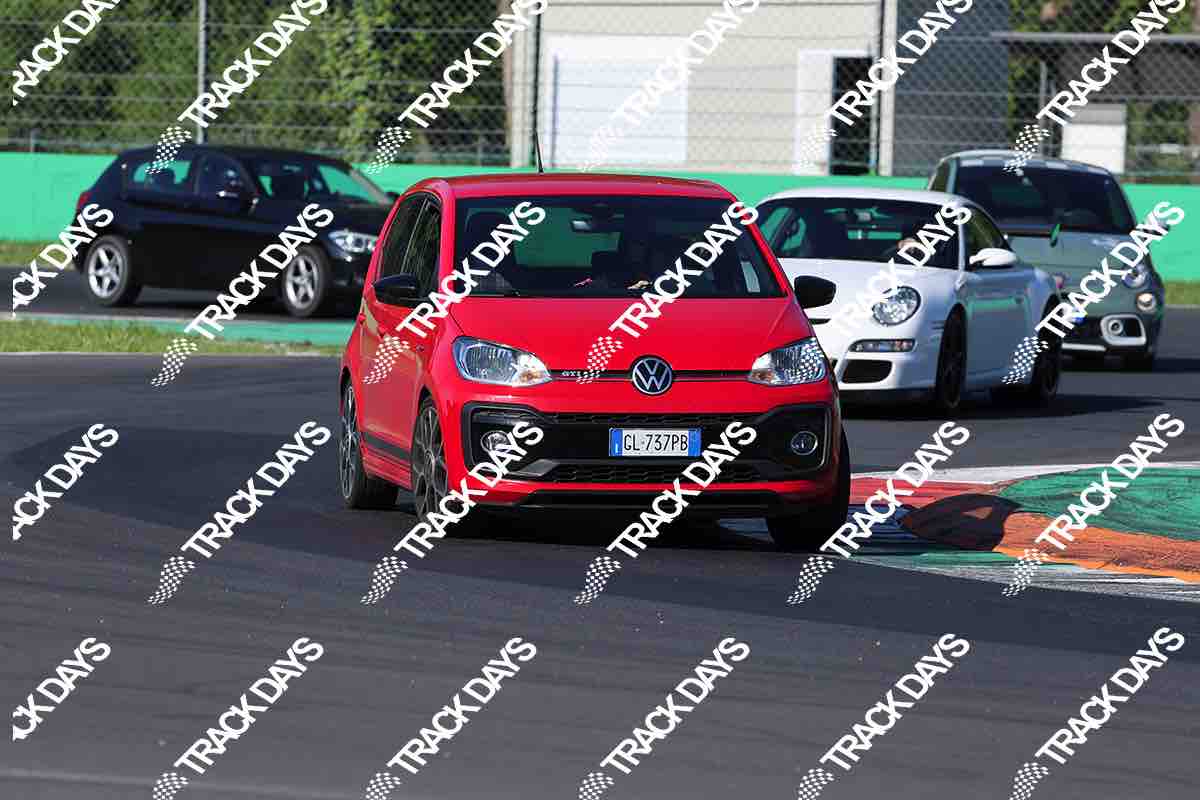 TD 250426 T01 - 054