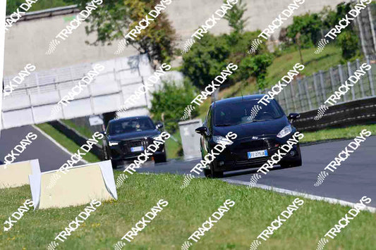 TD 250426 T06 - 112