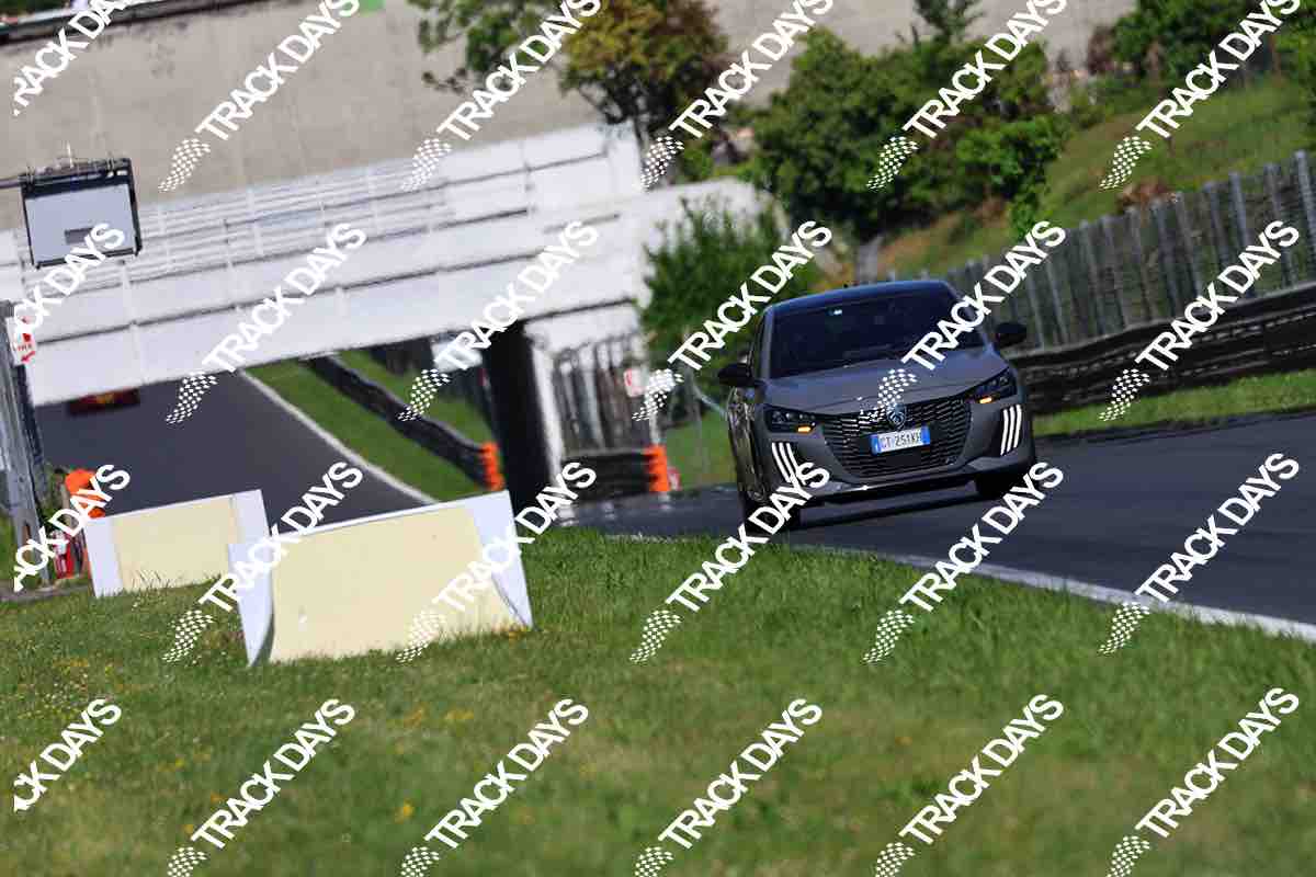 TD 250426 T08 - 128