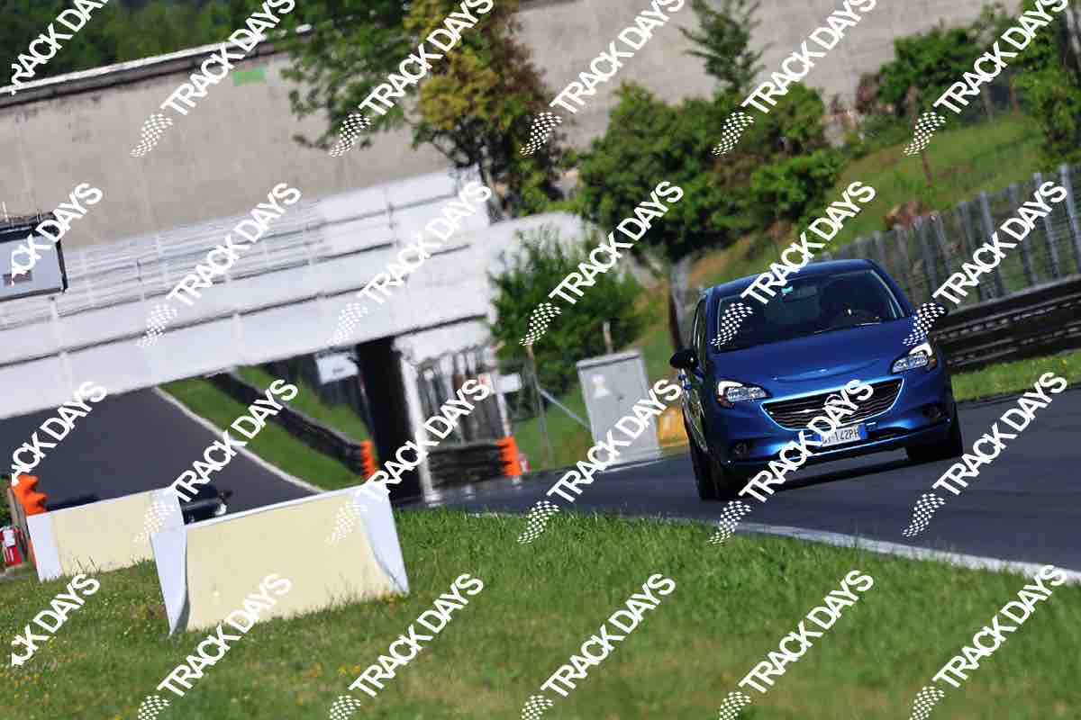 TD 250426 T08 - 136