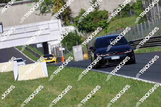 TD 250426 T09 - 120