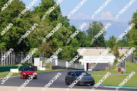 TD 250426 T09 - 069