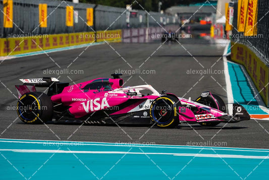 F1 2025 Isack Hadjar - Racing Bulls - 202506004