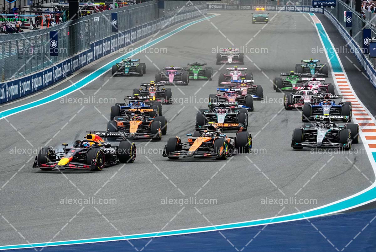 F1 2025 Max Verstappen - Red Bull - 202506024