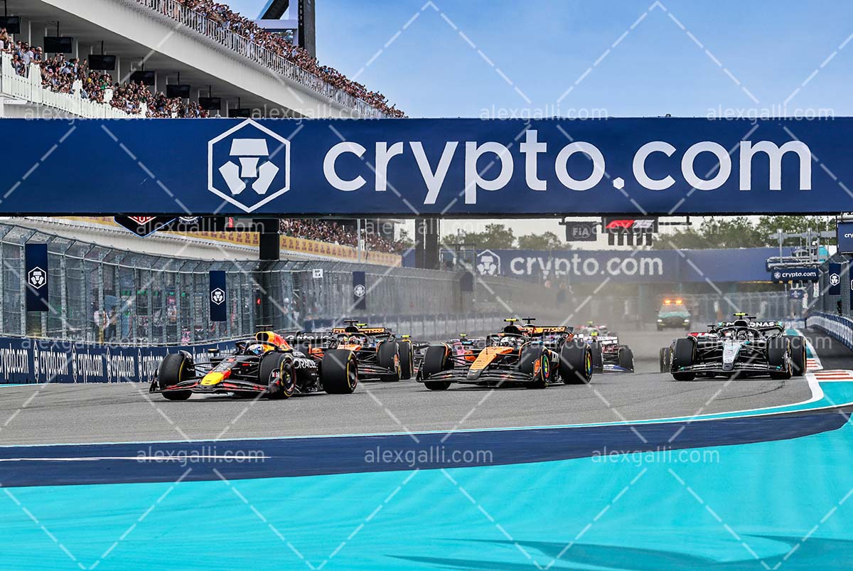 F1 2025 Max Verstappen - Red Bull - 202506025