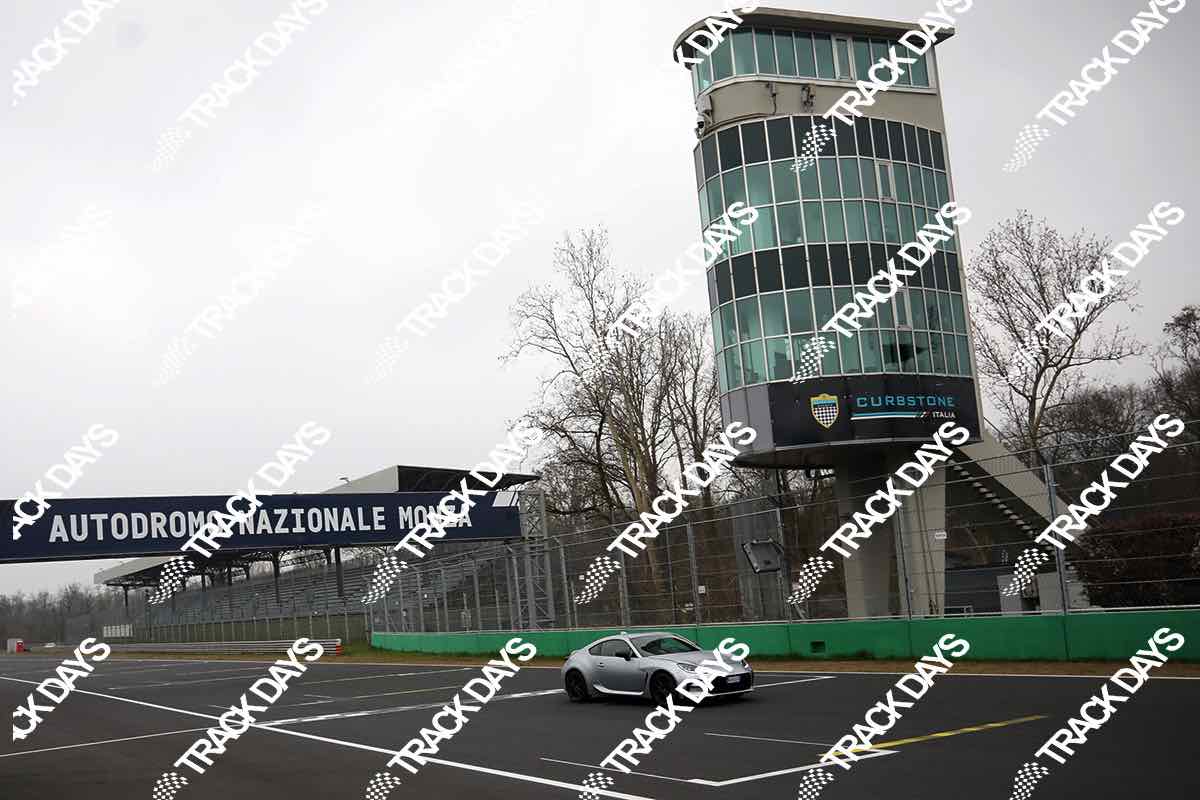 TD 010326 T9 - 147