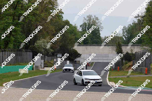 TD 120426 T03 - 067