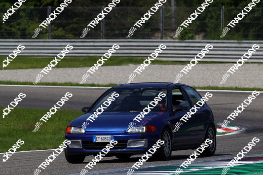 TD 210523 T10 - 057