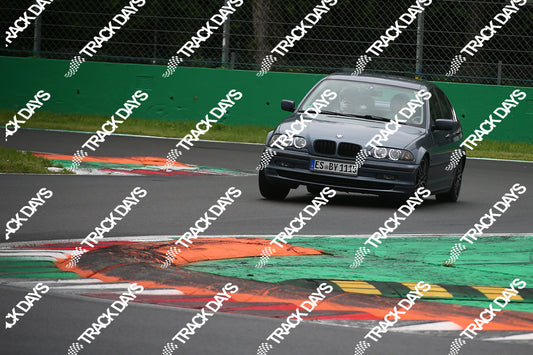 TD 210523 T03 - 033