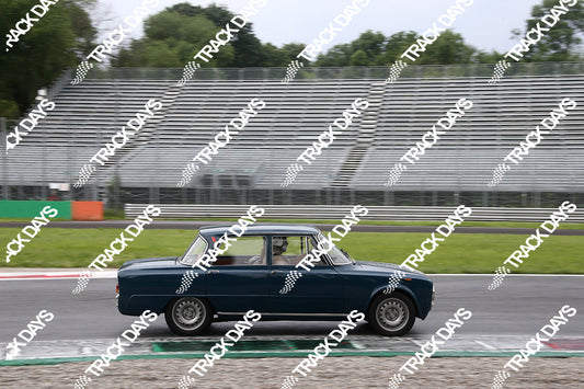 TD 210523 T05 - 052