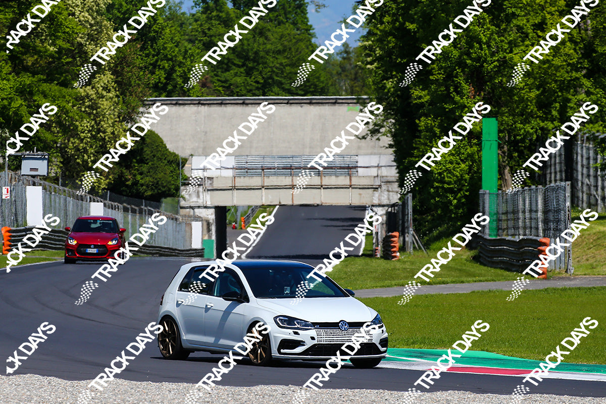 TD 250425 T07 - 001