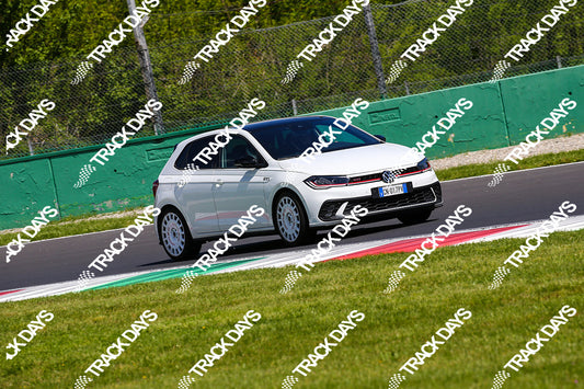 TD 250425 T07 - 047
