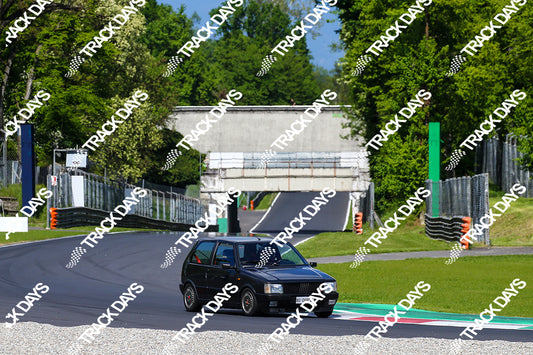 TD 250425 T09 - 025