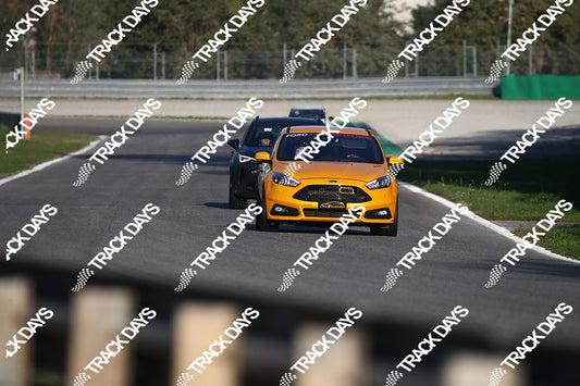 TD 281023 T10 - 064