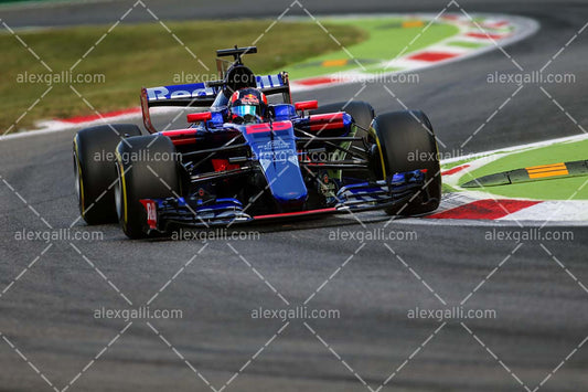 F1 2017 Daniil Kvyat - Toro Rosso - 20170036