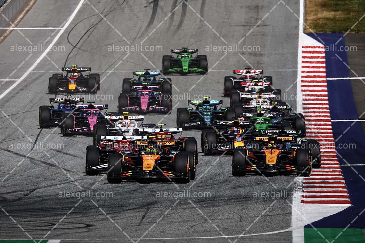 F1 2025 Lando Norris - McLaren - 202511015