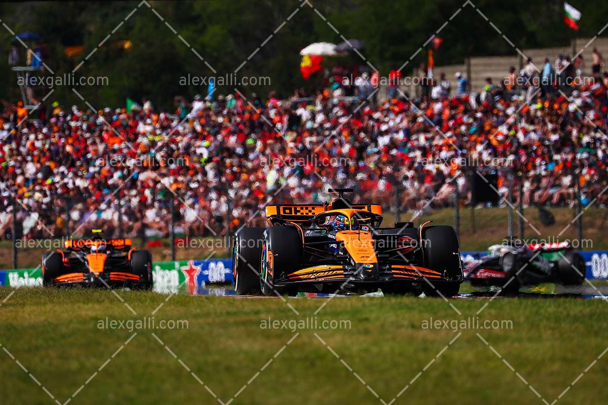F1 2024 - Oscar Piastri - McLaren - 240176