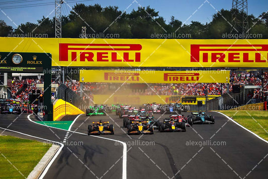 F1 2024 - Oscar Piastri - McLaren - 240167