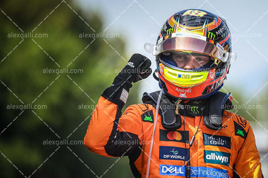 F1 2025 Oscar Piastri - McLaren - 202500907