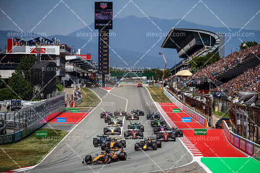 F1 2025 Oscar Piastri - McLaren - 202500912