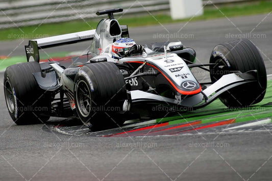 F1 2005 Kimi Raikkonen - McLaren - 20050072