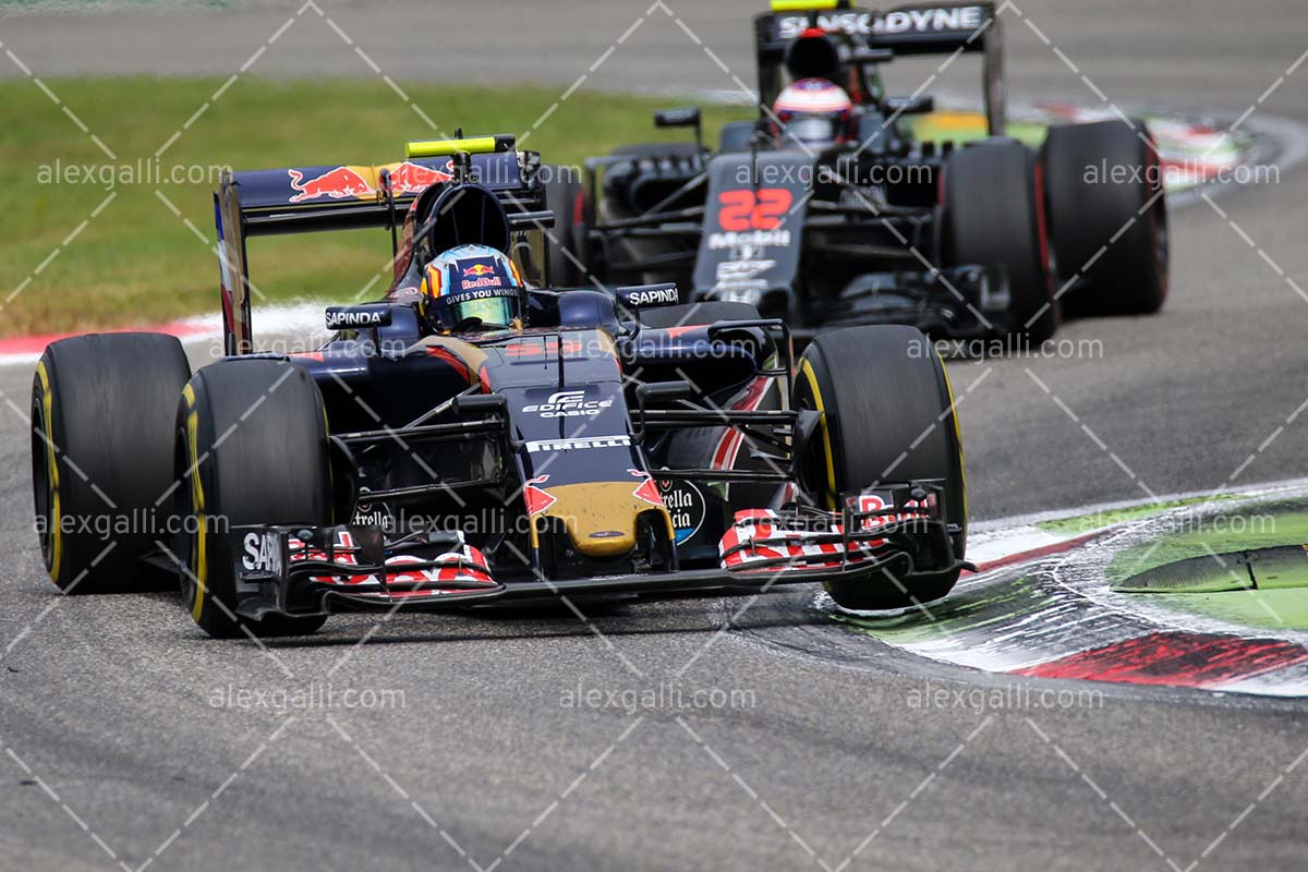 F1 2016 Carlos Sainz - Toro Rosso - 20160113