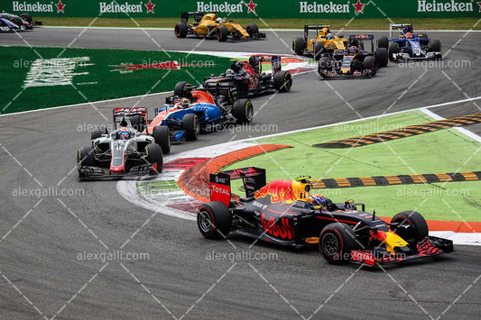 F1 2016 Max Verstappen - Red Bull - 20160116