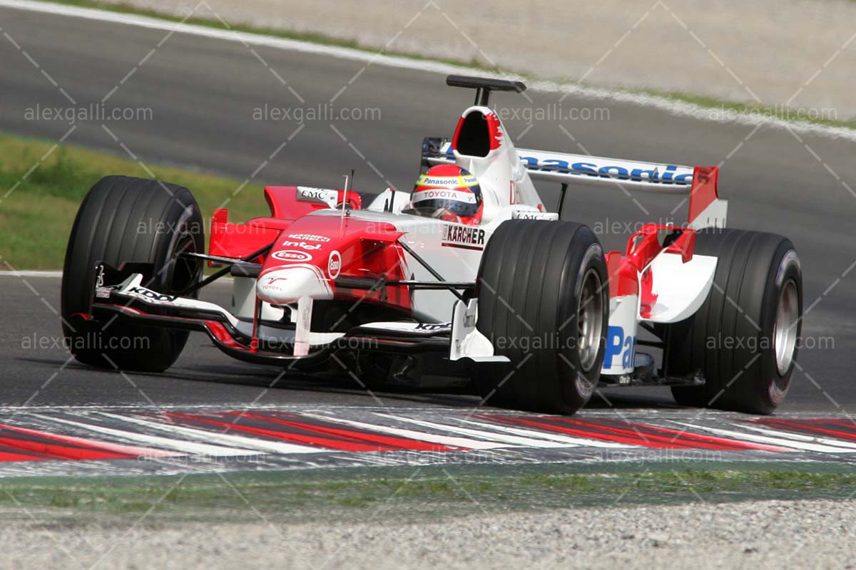 F1 2005 Ricardo Zonta - Toyota - 20050115