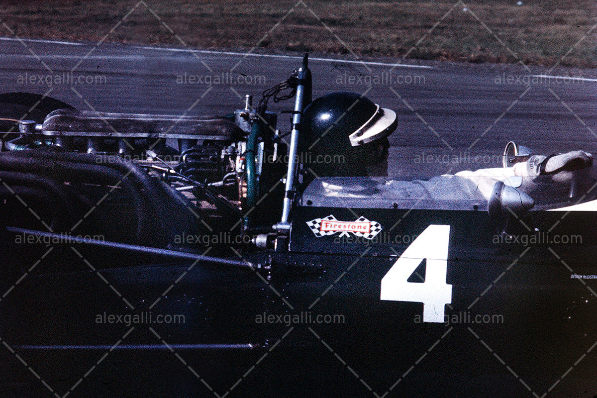 F1 1967 Jochen Rindt - Cooper T81 - 19670011