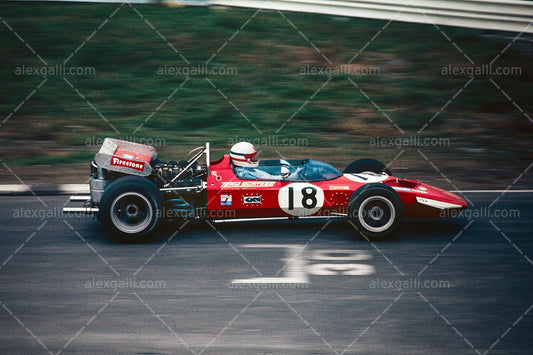 F1 1970 Derek Bell - Surtees TS7 - 19700014