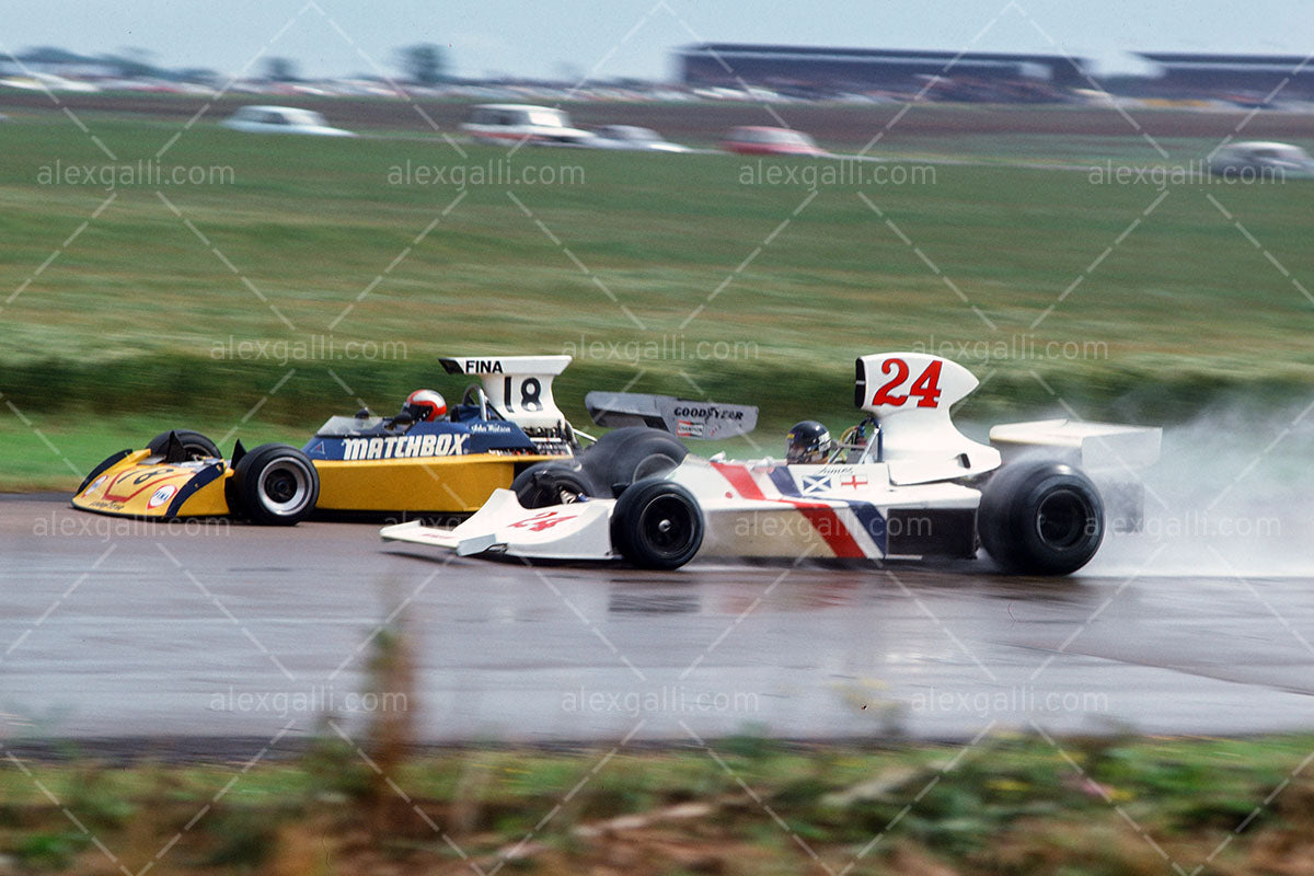 F1 1975 James Hunt - Hesketh P308 - 19750068