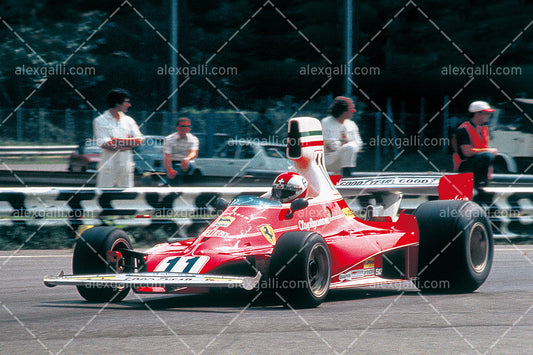 F1 1975 Carlos Pace - Brabham BT44B - 19750014 –  - F1 &  Motorsport Stock Photos and More