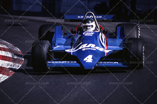 F1 1979 Jean Pierre Jarier - Tyrrell 009 - 19790074