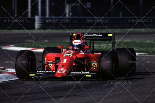F1 1990 Alain Prost - Ferrari 641 - 19900066