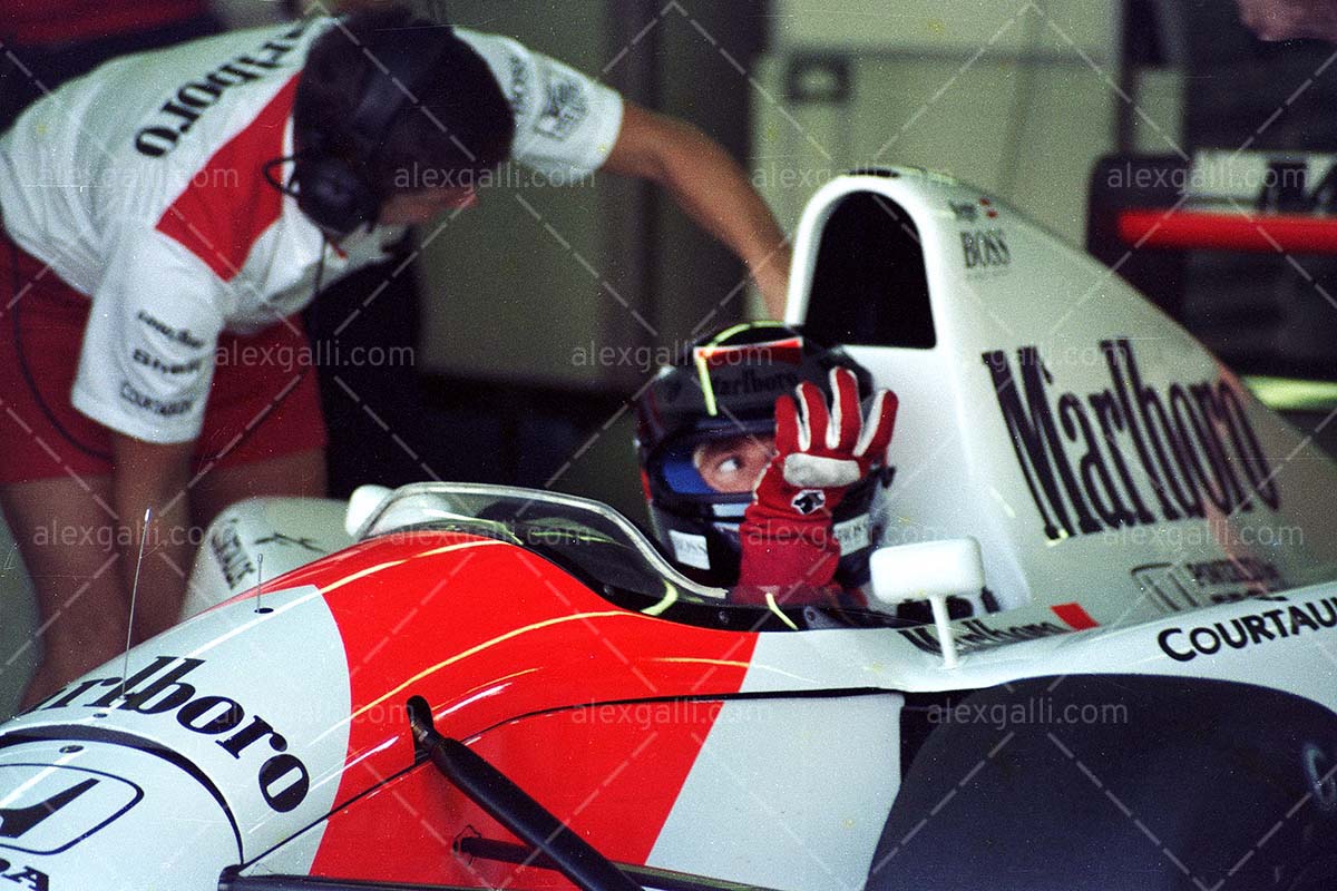 F1 1992 Gerhard Berger - McLaren MP4/7 - 19920015