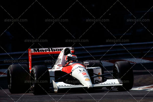 F1 1992 Gerhard Berger - McLaren MP4/7 - 19920016