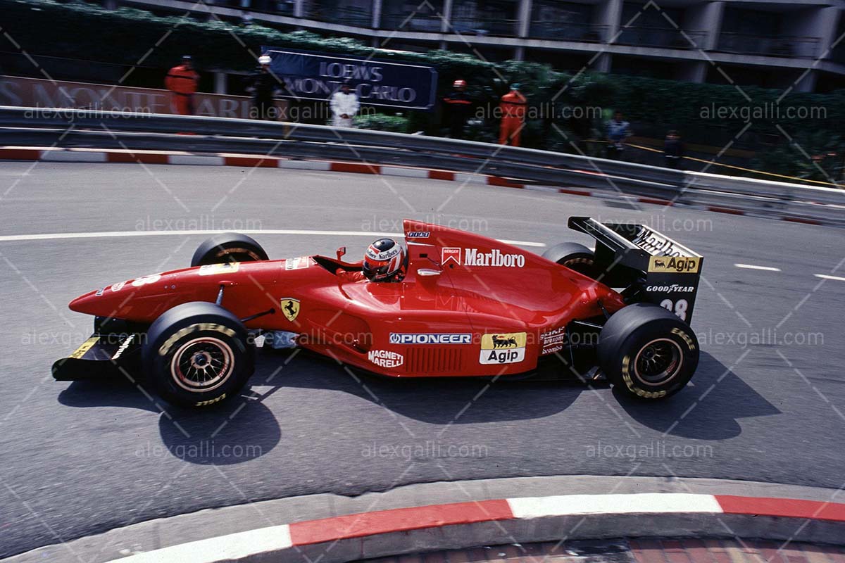 F1 1994 Gerhard Berger - Ferrari 412T1 - 19940012