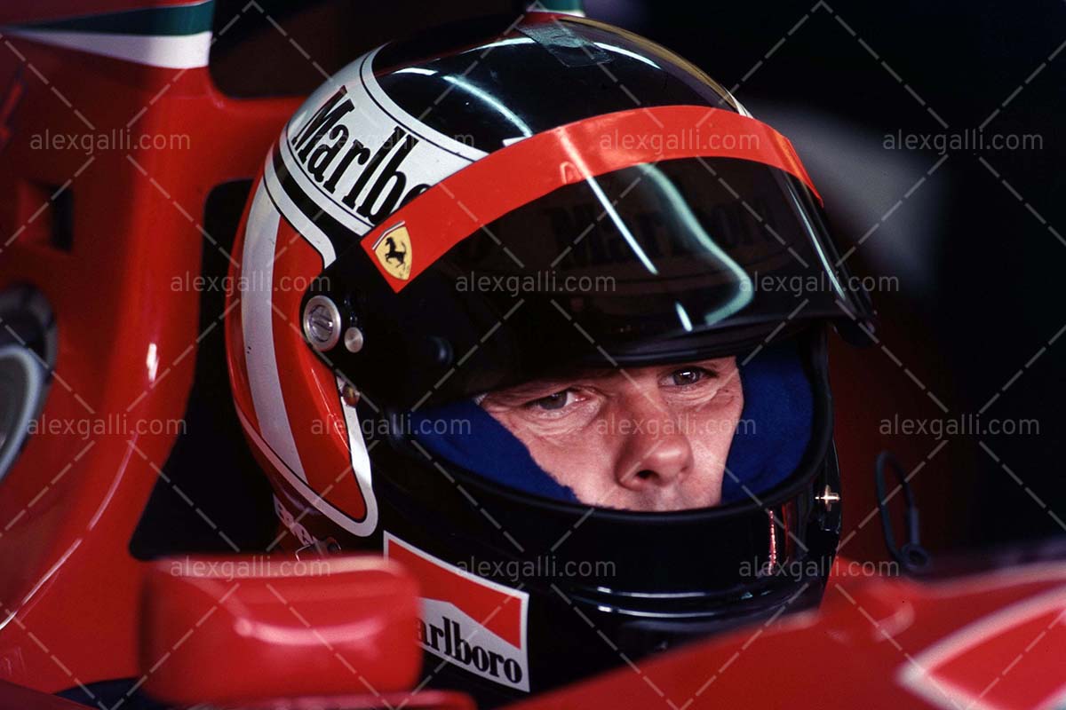 F1 1994 Gerhard Berger - Ferrari 412T1 - 19940013
