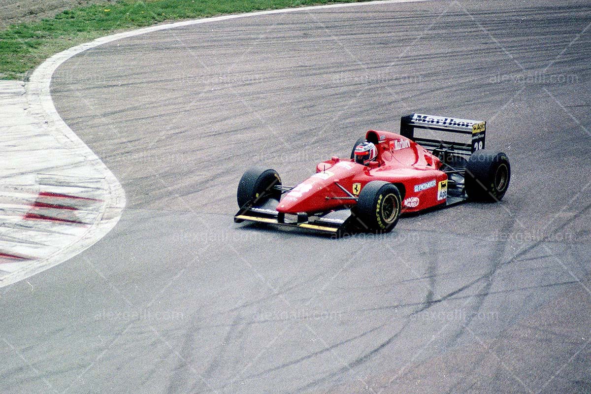 F1 1994 Gerhard Berger - Ferrari 412T1 - 19940015