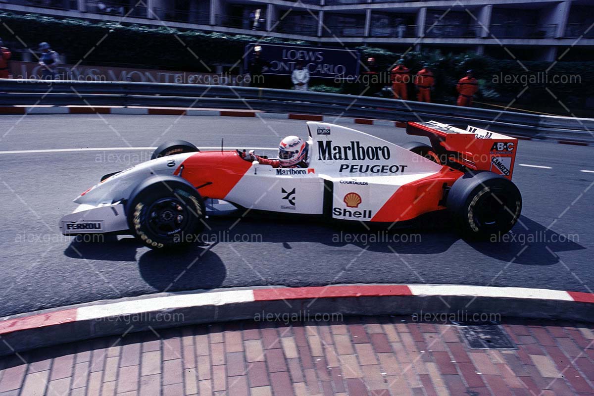 F1 1994 Martin Brundle - McLaren MP4/9 - 19940021