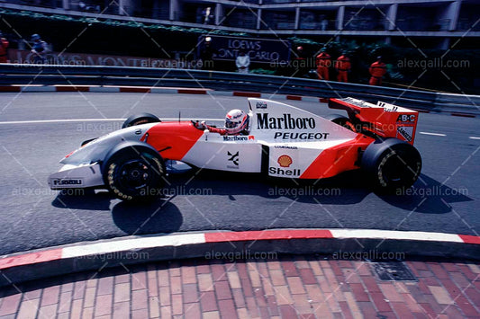 F1 1994 Martin Brundle - McLaren MP4/9 - 19940021