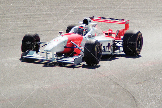 F1 1996 David Coulthard - McLaren MP4/11 - 19960017
