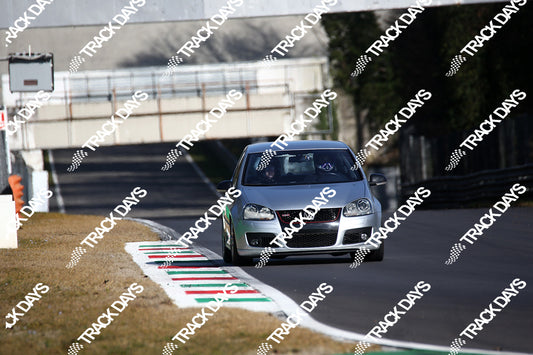 TD 050223 T06 - 009