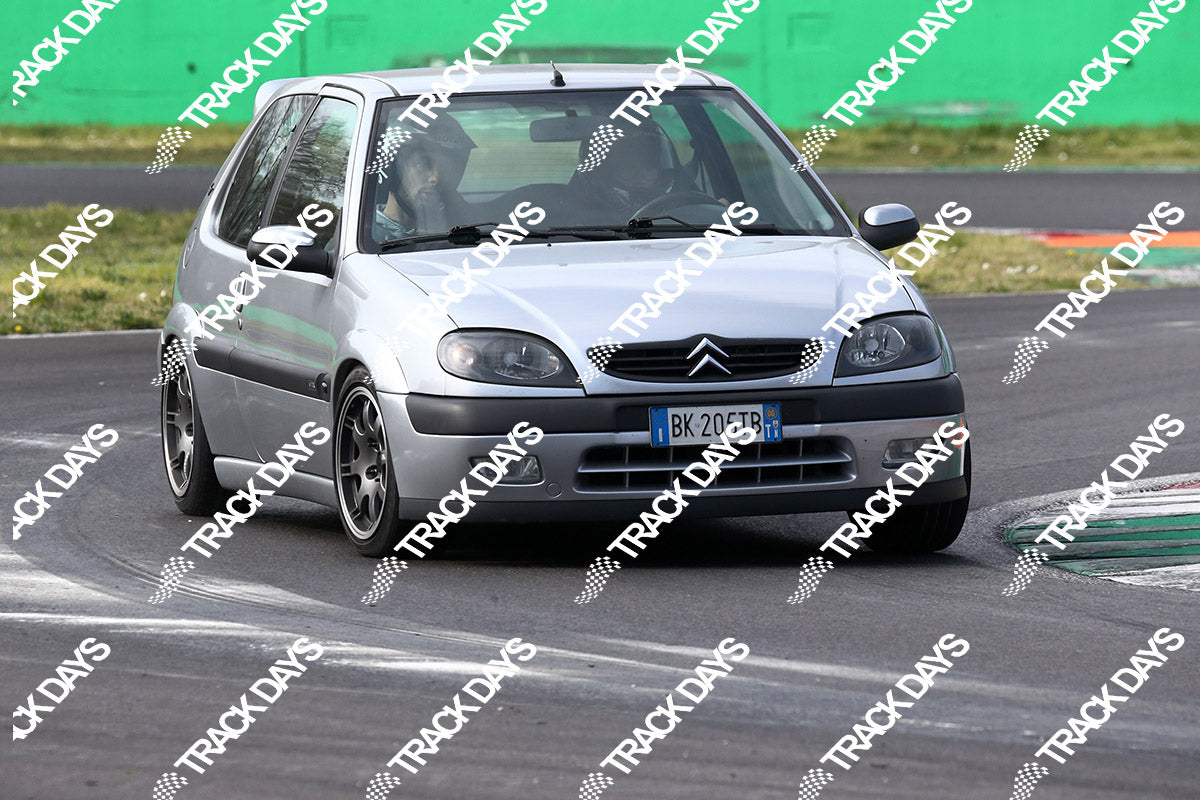 TD 260323 T04 - 142