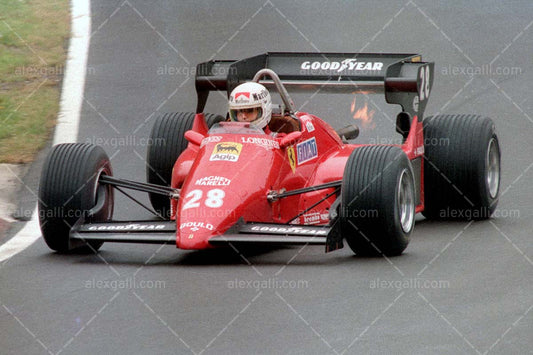 F1 1984 Rene Arnoux - Ferrari 126C4 - 19840014