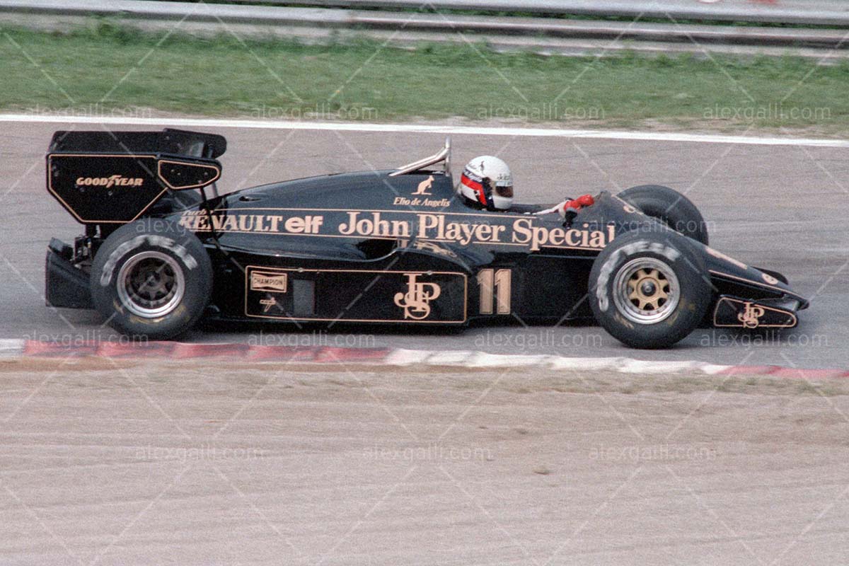 F1 1984 Elio De Angelis - Lotus 95T - 19840033