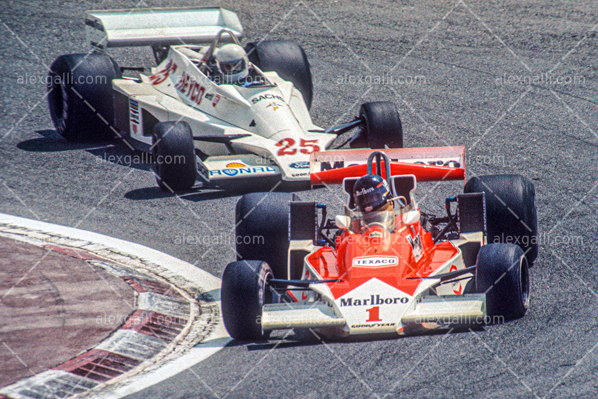 F1 1977 James Hunt - McLaren M26 - 19770025