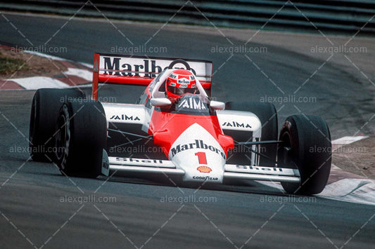 F1 1985 Niki Lauda - McLaren MP4/2B - 19850073